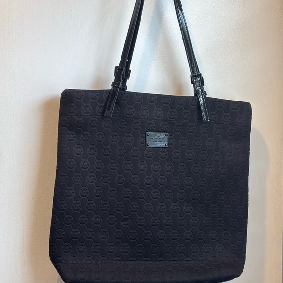 Michael Kors Neopherene Jet set Black tote‎ - Picture 1 of 6